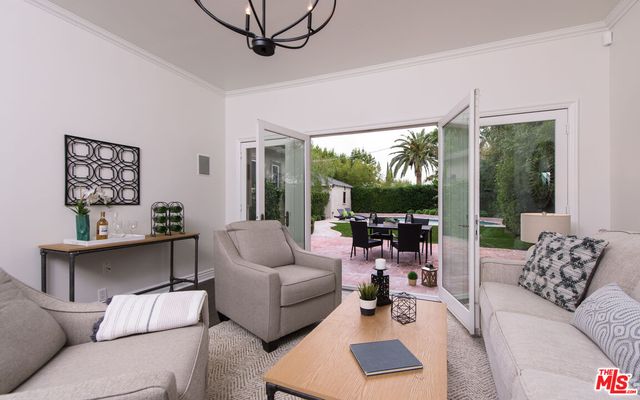 $14,500 | 1154 North Wetherly Drive, Los Angeles, CA 90069