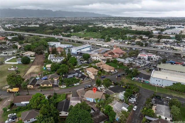 $3,950 | 94-125 Pahu Street, Unit 2, Waipahu, HI 96797