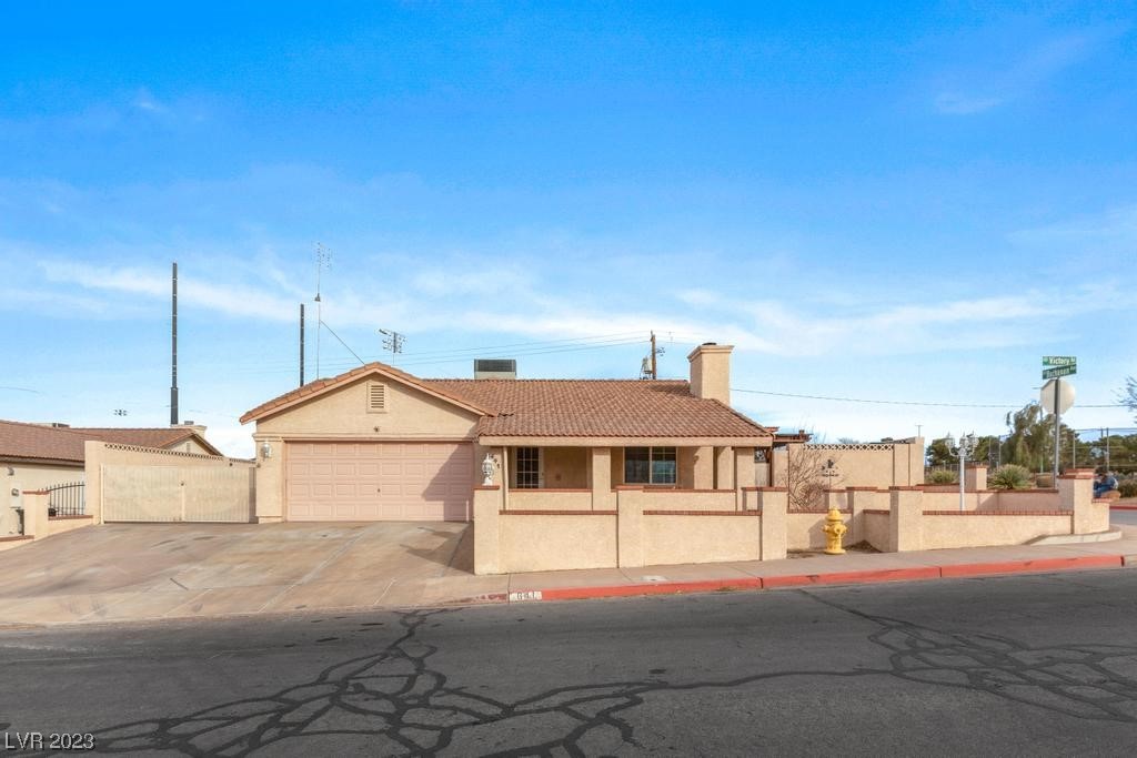 641 West Victory Road Henderson, NV 89015 - Photo 1 of 37