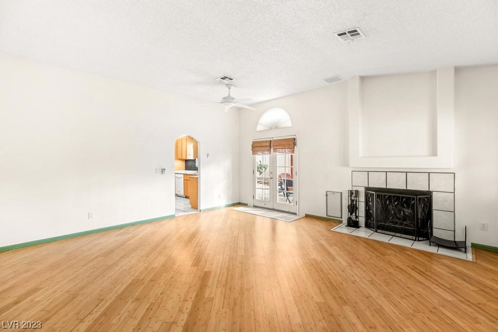 641 West Victory Road Henderson, NV 89015 - Photo 11 of 37
