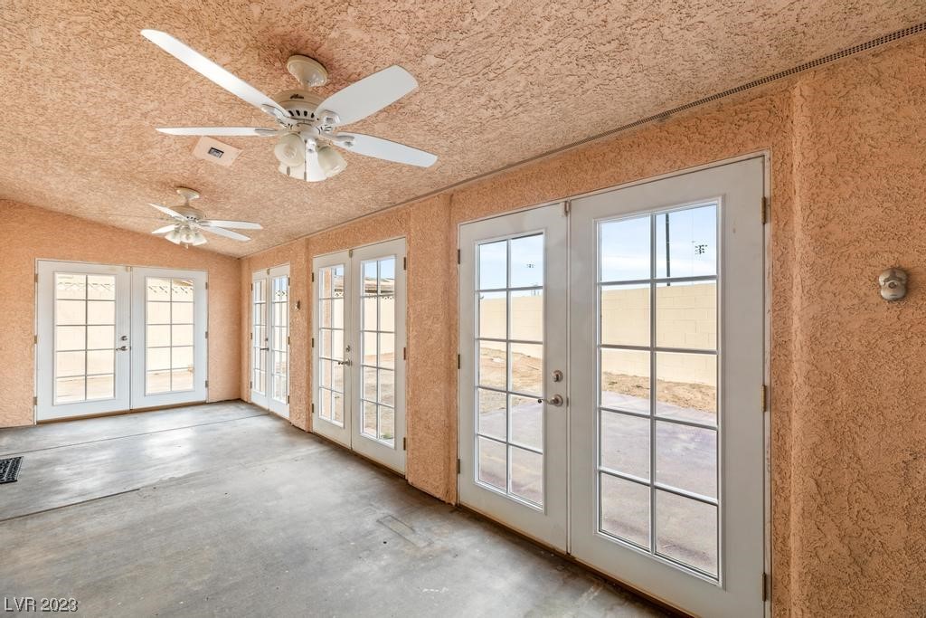 641 West Victory Road Henderson, NV 89015 - Photo 18 of 37