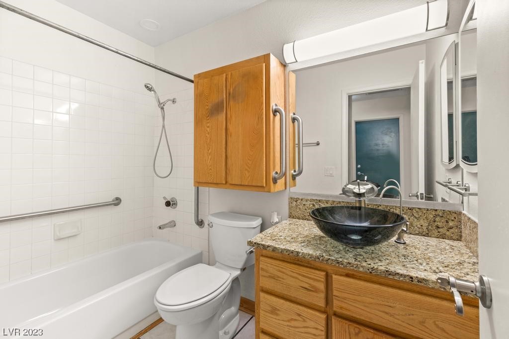 641 West Victory Road Henderson, NV 89015 - Photo 19 of 37
