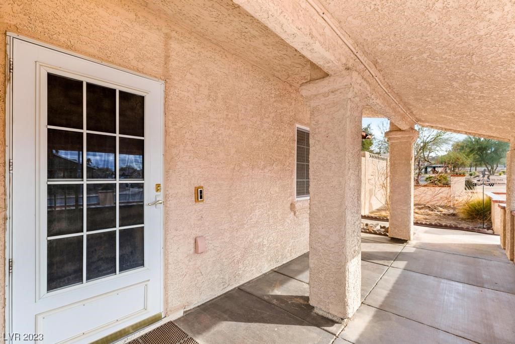641 West Victory Road Henderson, NV 89015 - Photo 10 of 37