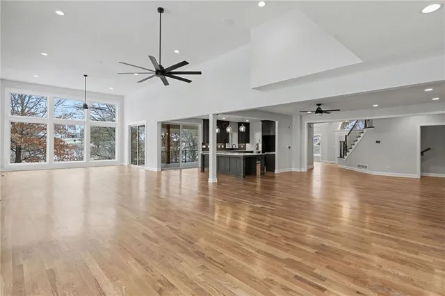 $1,850,000 | 11105 Northwest 77th Terrace, Parkville, MO 64152