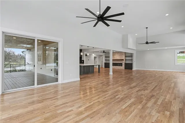 $1,850,000 | 11105 Northwest 77th Terrace, Parkville, MO 64152