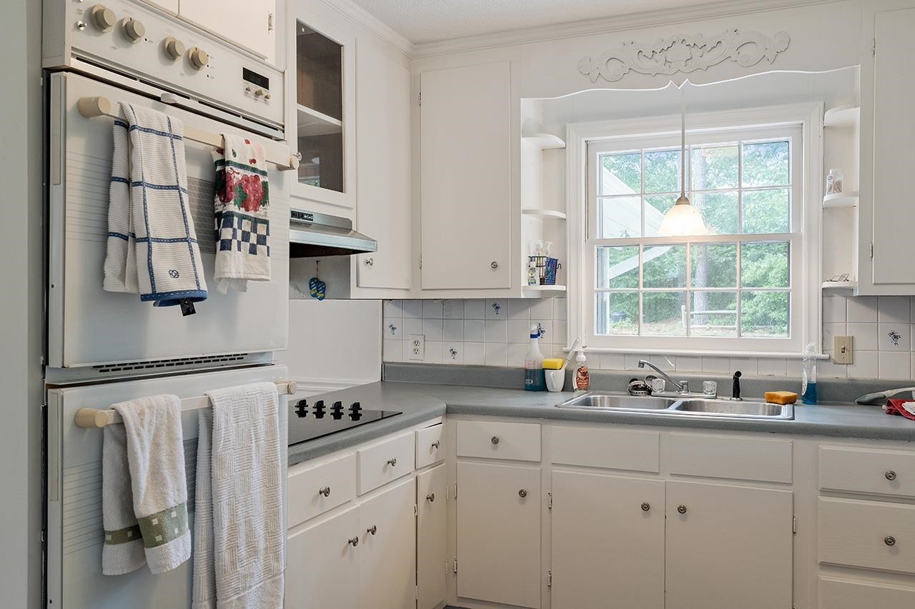 6407 Amhurst Road Durham, NC 27713 - Photo 16 of 28 Photo 17