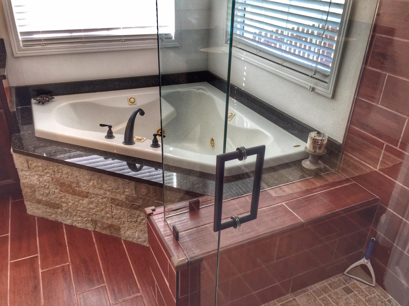3106 Brethren Church Road White Pine, TN 37890 - Photo 21 of 22 Jetted Tub