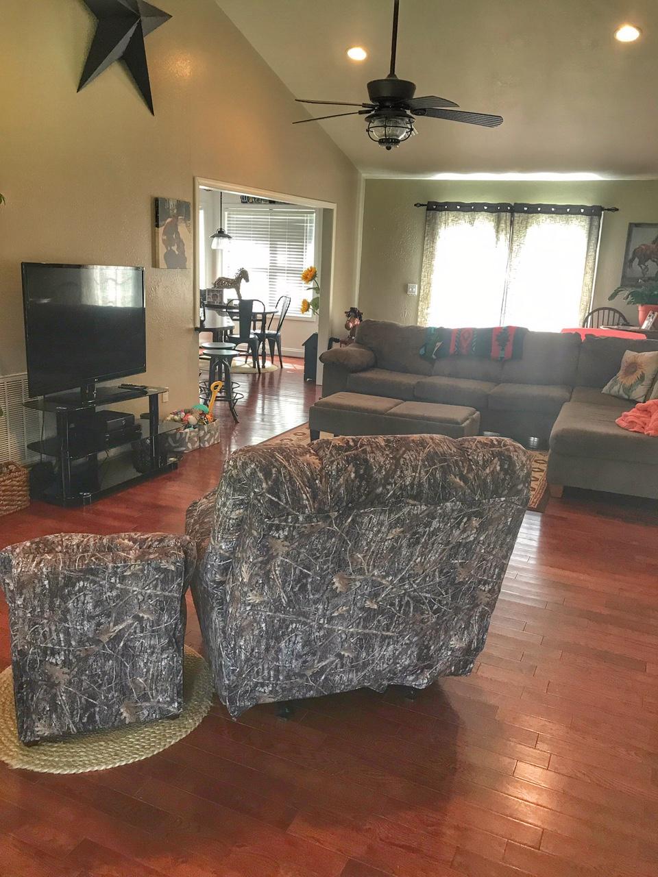 3106 Brethren Church Road White Pine, TN 37890 - Photo 7 of 22 LivingRoom-2