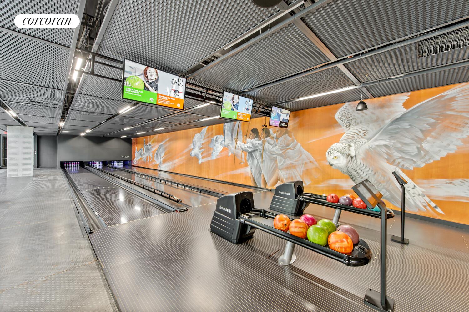 54 Noll Street, Unit 819 Brooklyn, NY 11206 - Photo 22 of 26 a view of a room with wooden floor