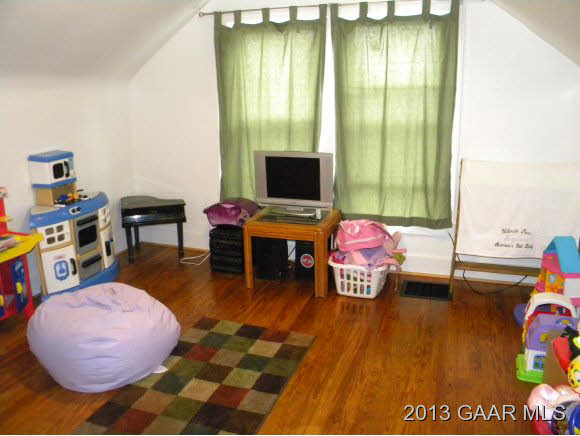 157 Montgomery Road Staunton, VA 24401 - Photo 11 of 19 Gallery Image 11
