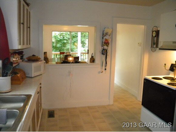157 Montgomery Road Staunton, VA 24401 - Photo 6 of 19 Gallery Image 6