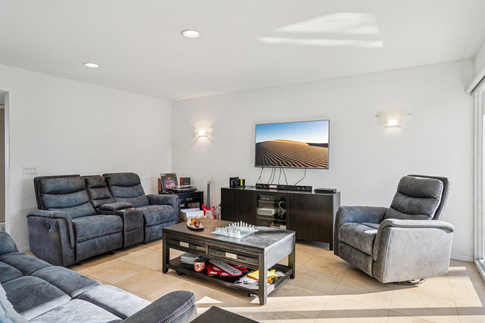 74645 Yucca Tree Drive Palm Desert, CA 92260 - Photo 9 of 39 9-web-or-mls-Yucca Tree Dr-S3012-009