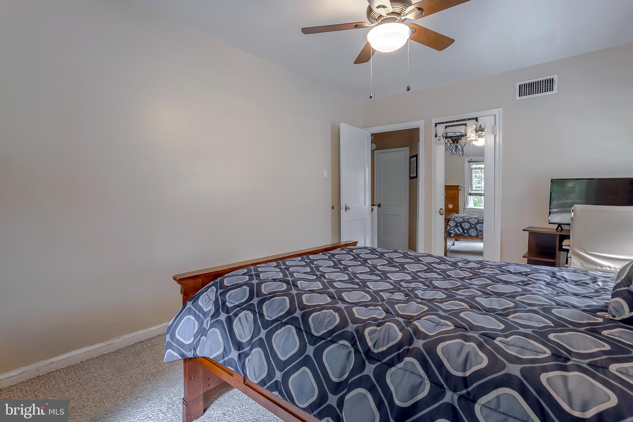 1803 Earlington Road Havertown, PA 19083 - Photo 27 of 33
