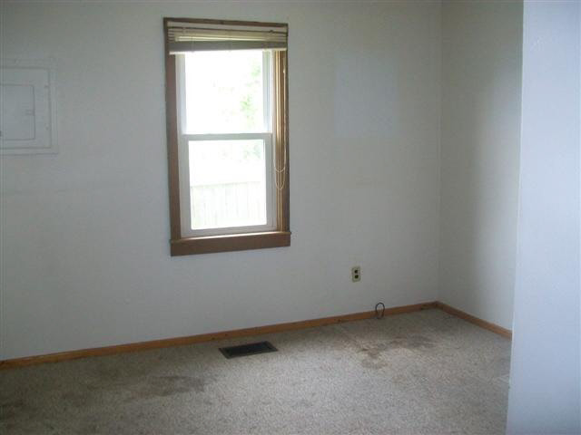 2401 Walnut New Castle, IN 47362 - Photo 4 of 8 Gallery Image 4