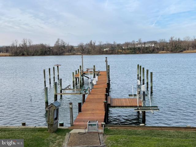 1922 Hidden Point Road Annapolis, MD 21409 - Photo 4 of 5 10/12 Deep water