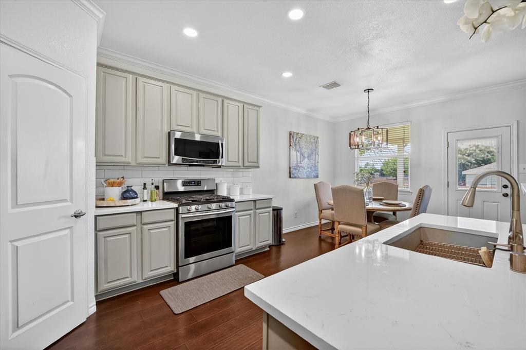 8208 Hidden Path Lane Denton, TX 76210 - Photo 13 of 40