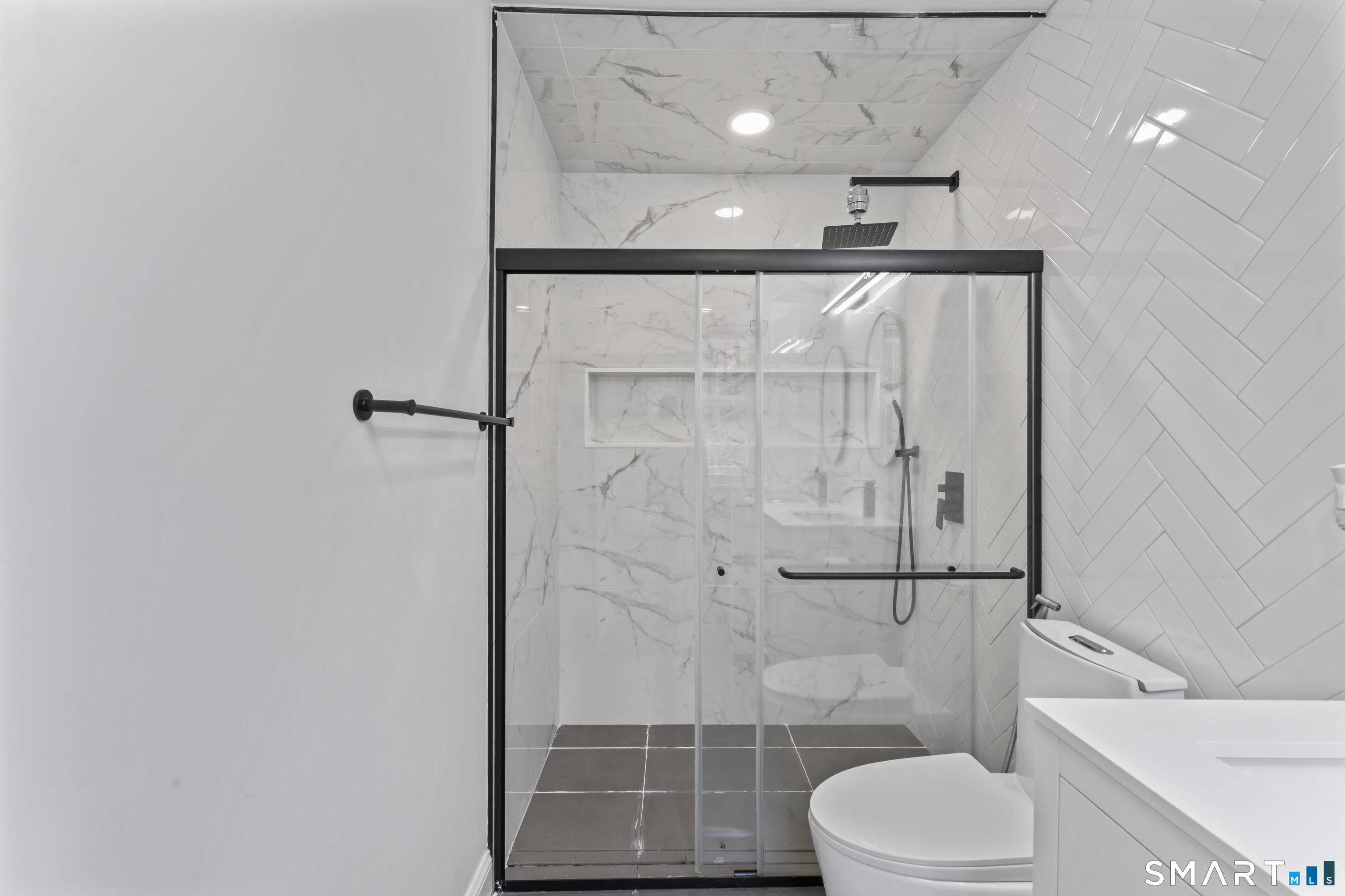 17 Valley Field Road South Newtown, CT 06482 - Photo 17 of 39