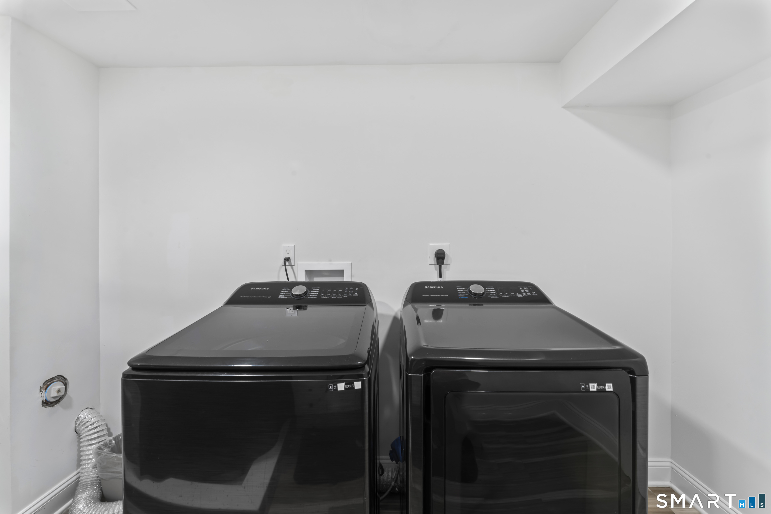 17 Valley Field Road South Newtown, CT 06482 - Photo 30 of 39