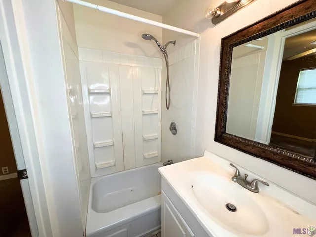 $185,000 | 3584 Courtland Drive, Baton Rouge, LA 70814