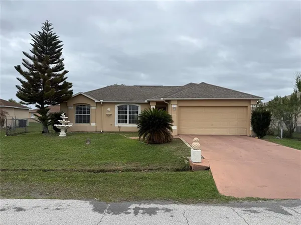 $1,700 | 330 Baccarat Court, Kissimmee, FL 34759