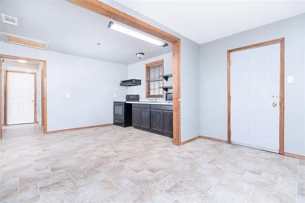 $85,000 | 502 Barnett Street, Eden, TX 76837