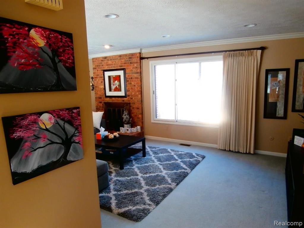 37642 Eight Mile Road Farmington Hills, MI 48167 - Photo 7 of 25
