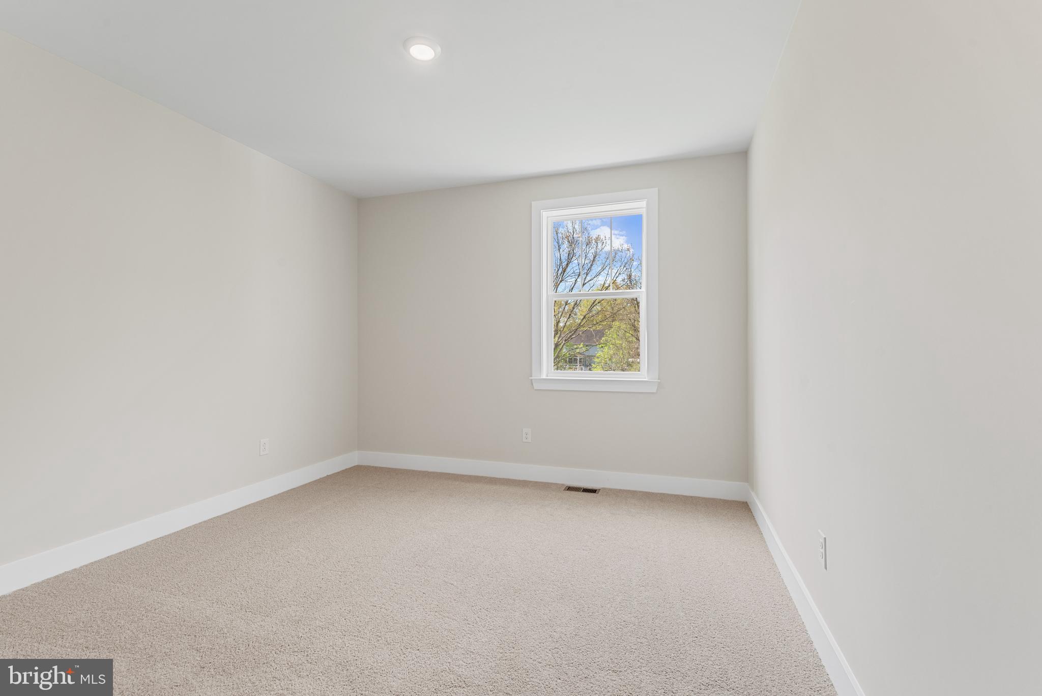 10043 German Road Ellicott City, MD 21042 - Photo 16 of 53