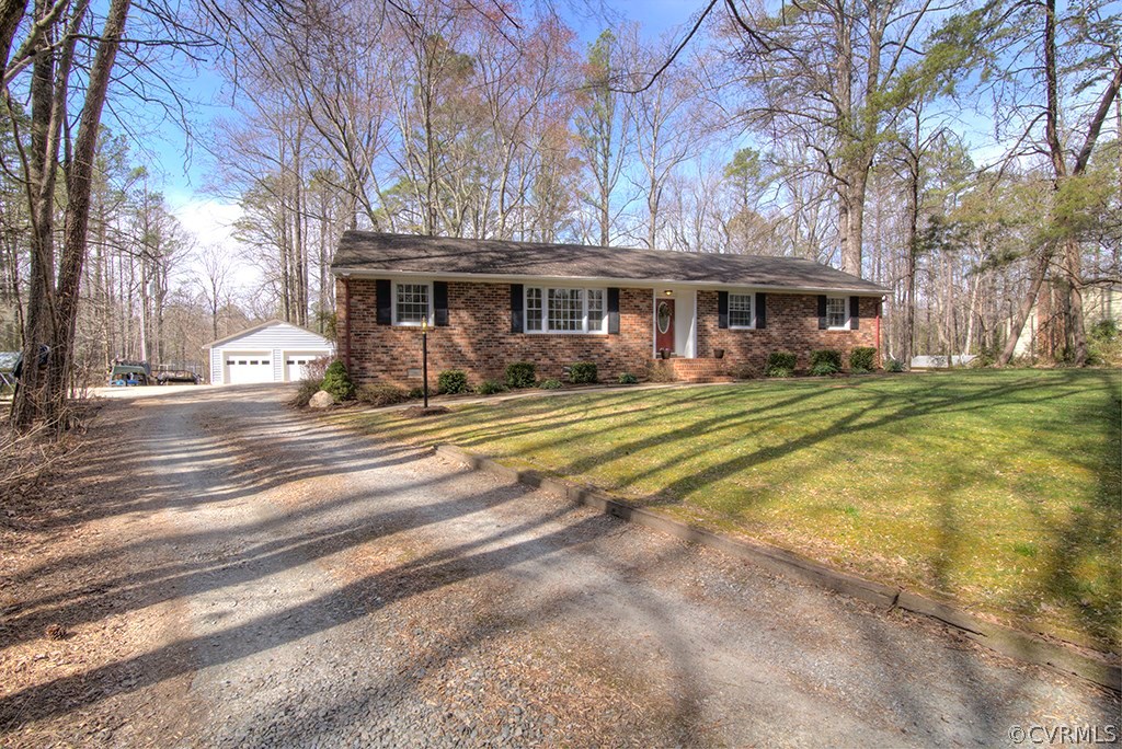 12155 Howards Mill Road Rockville, VA 23146 - Photo 19 of 25 Entrance