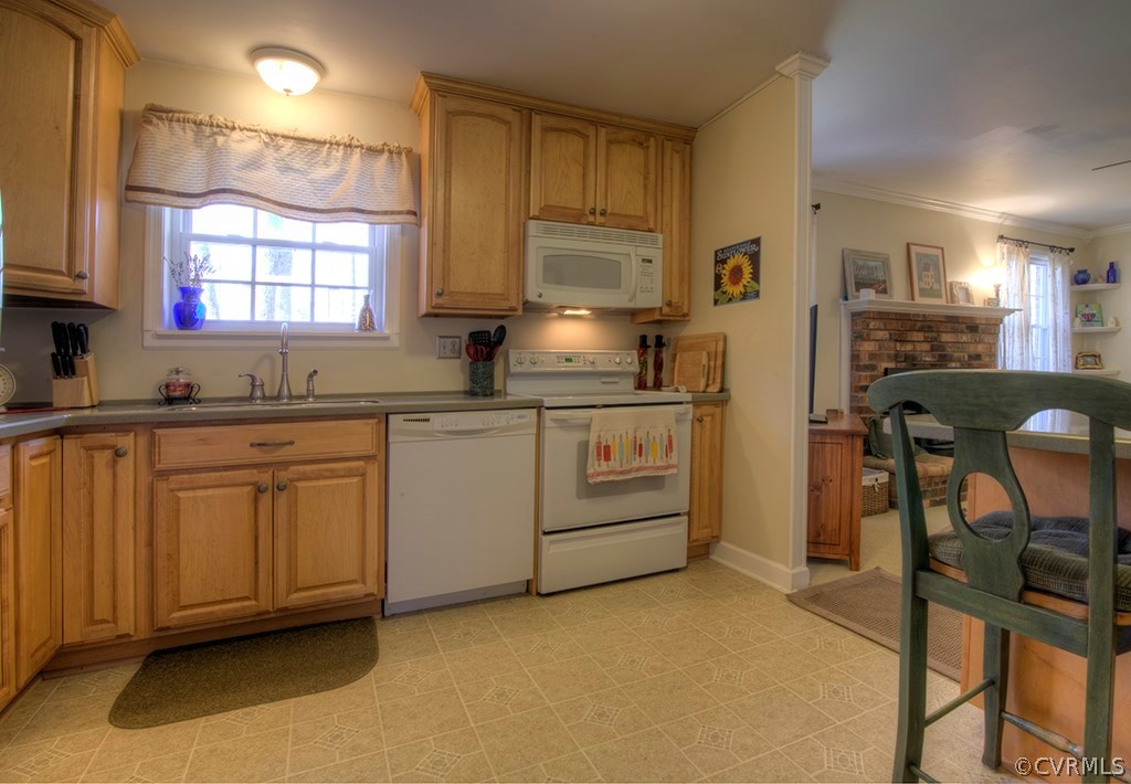 12155 Howards Mill Road Rockville, VA 23146 - Photo 10 of 25 Kitchen