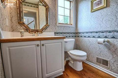 5180 Lahring Road Linden, MI 48451 - Photo 13 of 26 20440200-12.JPG