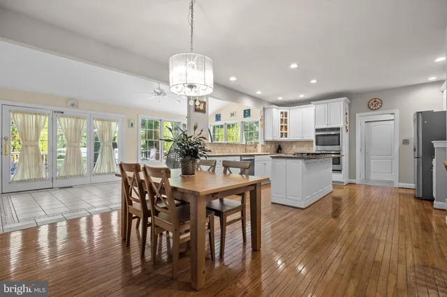 $1,385,000 | 3689 Hancock Lane, Doylestown, PA 18902