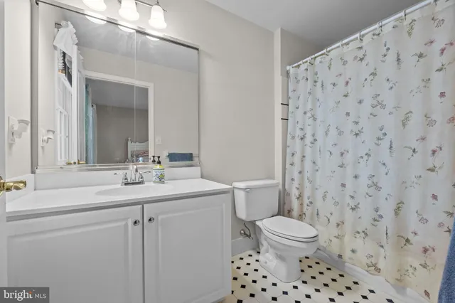 $1,385,000 | 3689 Hancock Lane, Doylestown, PA 18902