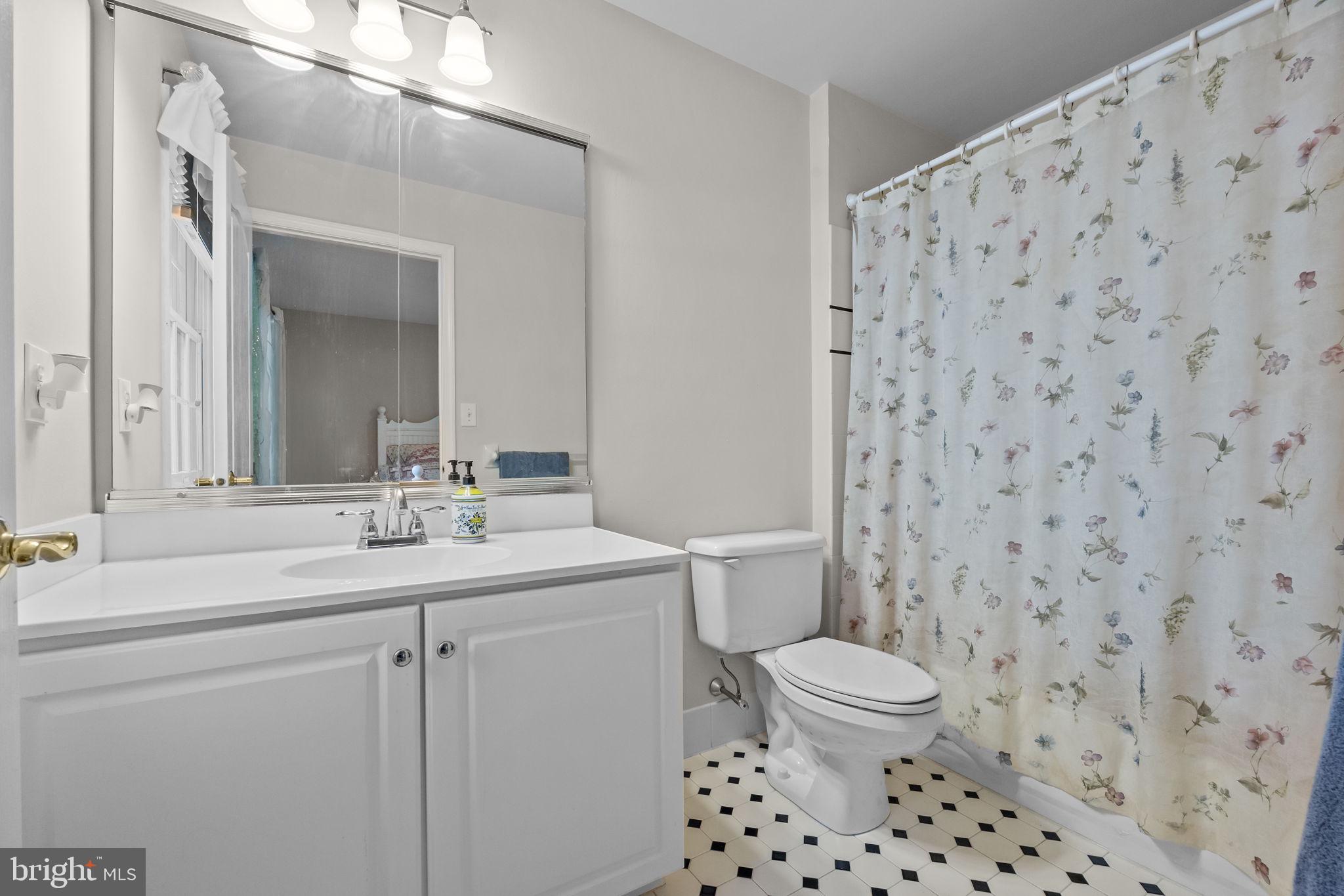 3689 Hancock Lane Doylestown, PA 18902 - Photo 37 of 78 private bath