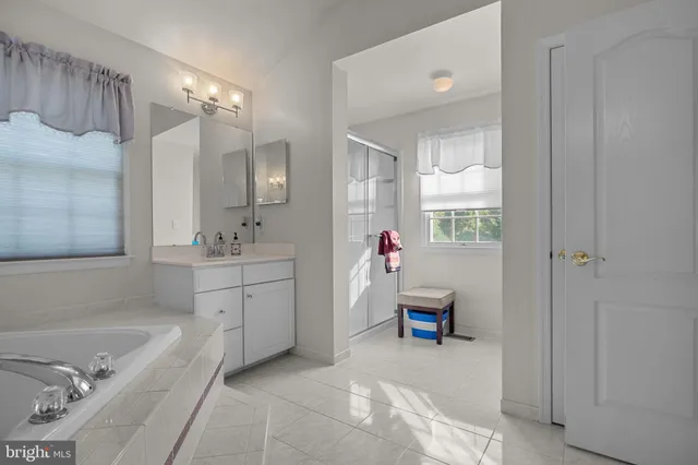 $1,385,000 | 3689 Hancock Lane, Doylestown, PA 18902