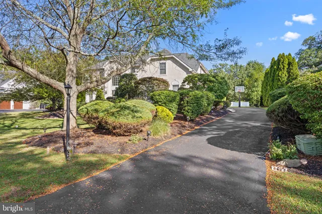 $1,385,000 | 3689 Hancock Lane, Doylestown, PA 18902
