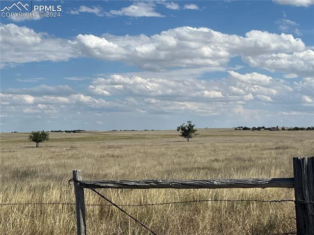 View of yard featuring a rural view