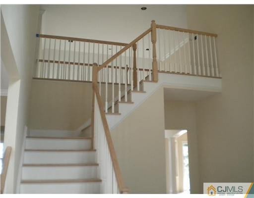 1089 New Dover Road Edison, NJ 08820 - Photo 2 of 14