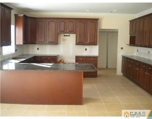 1089 New Dover Road Edison, NJ 08820 - Photo 13 of 14