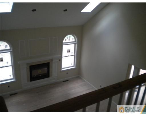 1089 New Dover Road Edison, NJ 08820 - Photo 4 of 14
