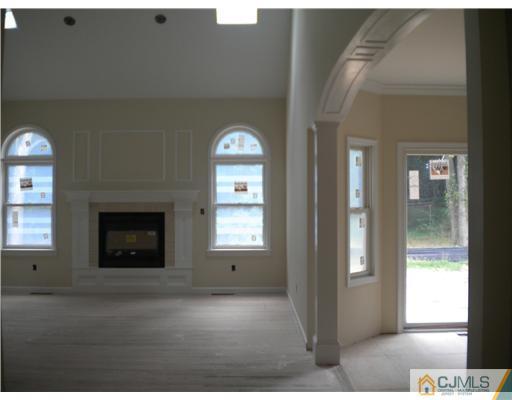 1089 New Dover Road Edison, NJ 08820 - Photo 5 of 14