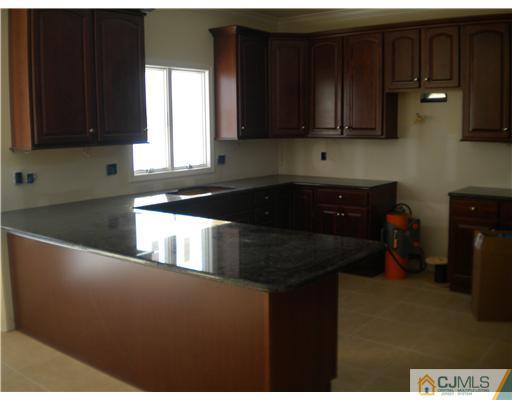 1089 New Dover Road Edison, NJ 08820 - Photo 10 of 14