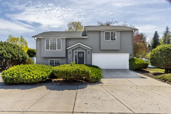 $514,000 | 1012 East Miles Avenue, Hayden, ID 83835