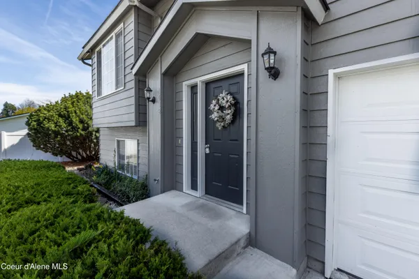 $514,000 | 1012 East Miles Avenue, Hayden, ID 83835