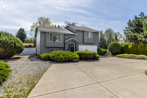 $514,000 | 1012 East Miles Avenue, Hayden, ID 83835