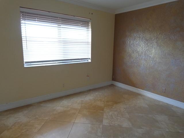 9440 Southwest 8th Street, Unit 309 Boca Raton, FL 33428 - Photo 10 of 20 9440 SW 8th St 034