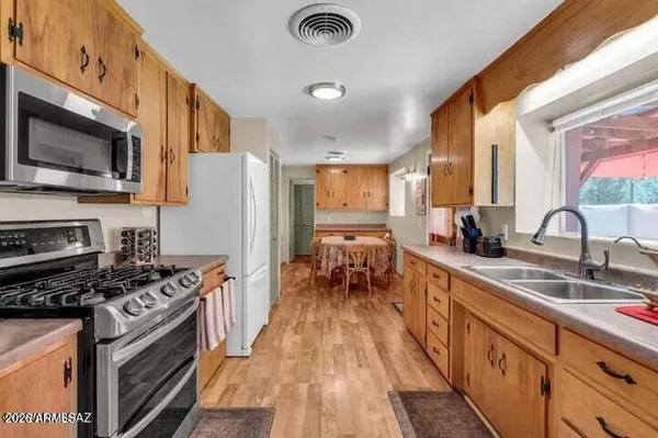 $500,000 | 7101 East White Pacheco Street, Willcox, AZ 85643