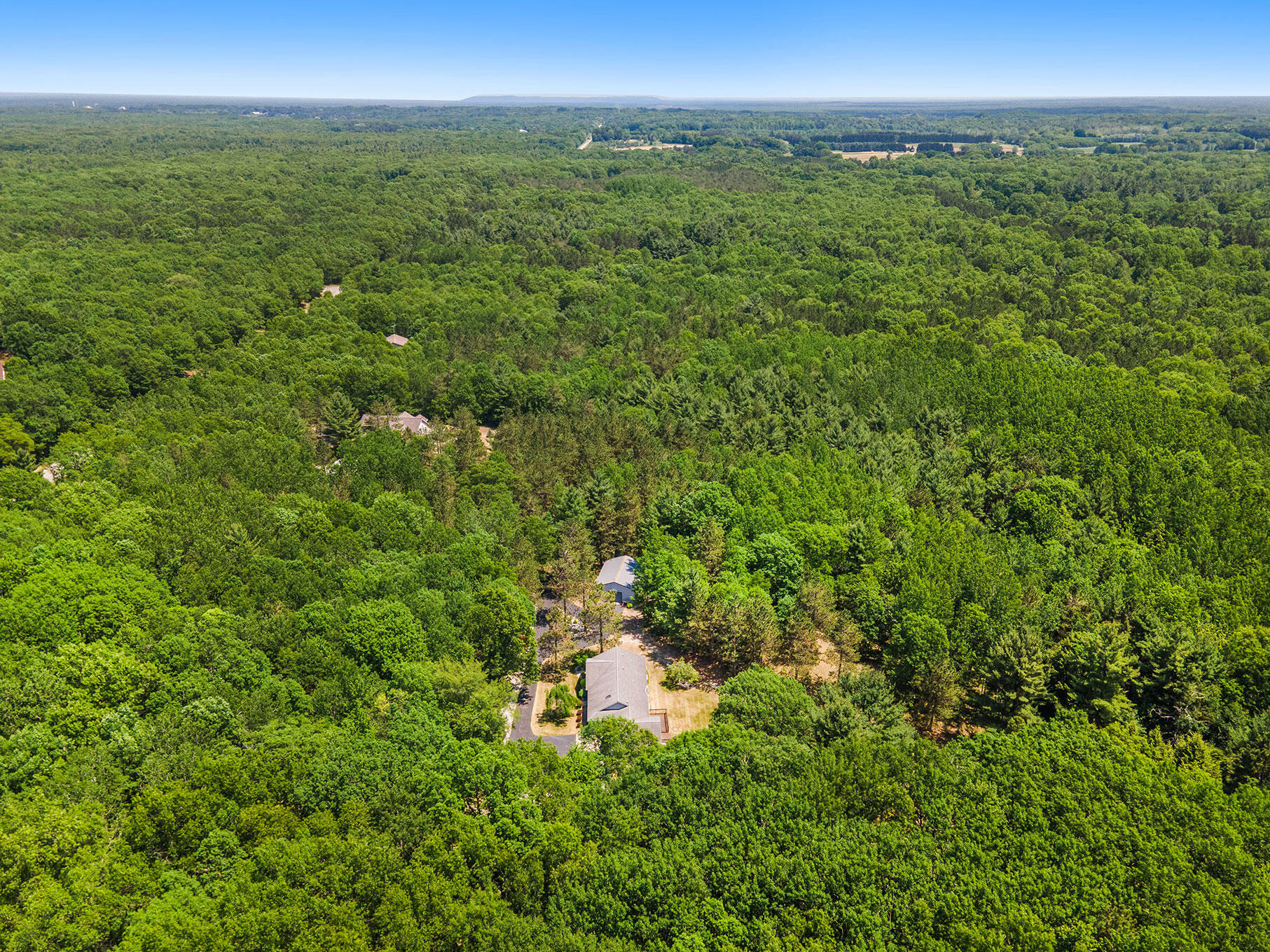 2235 Fox Farm Road Manistee, MI 49660 - Photo 29 of 30 DJI_0383