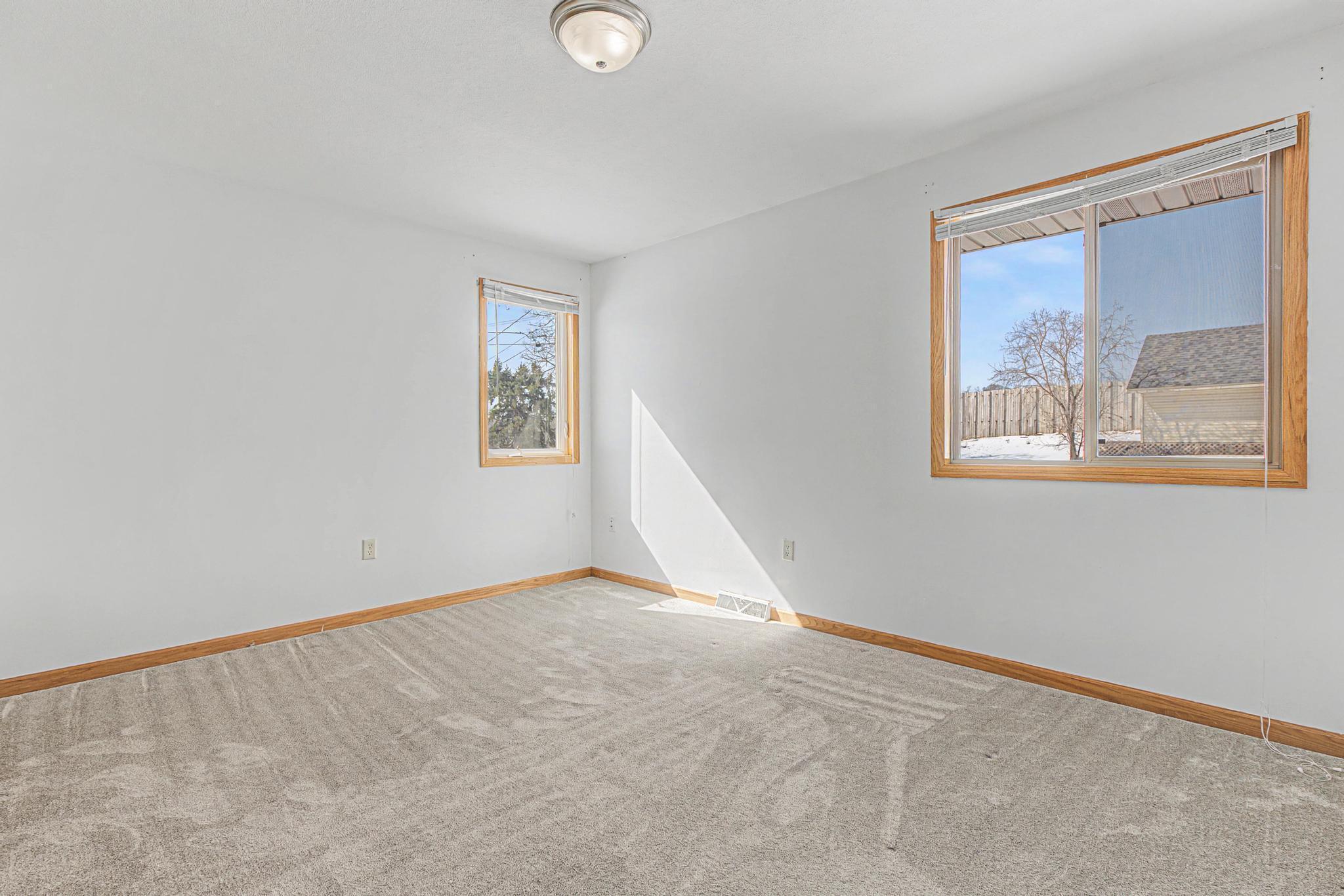 5134 Baker Road Hopkins, MN 55343 - Photo 15 of 34