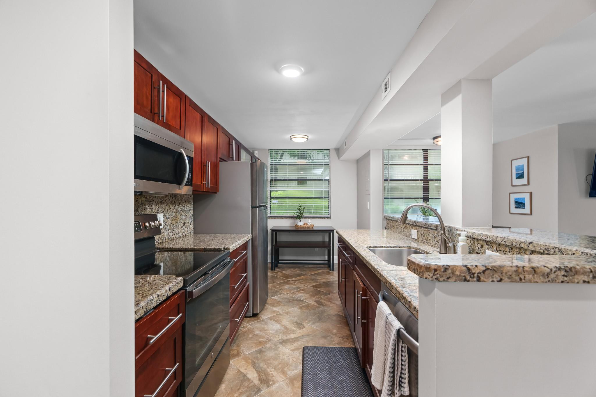 6193 Rock Island Road, Unit 101 Tamarac, FL 33319 - Photo 7 of 27 Photo 7