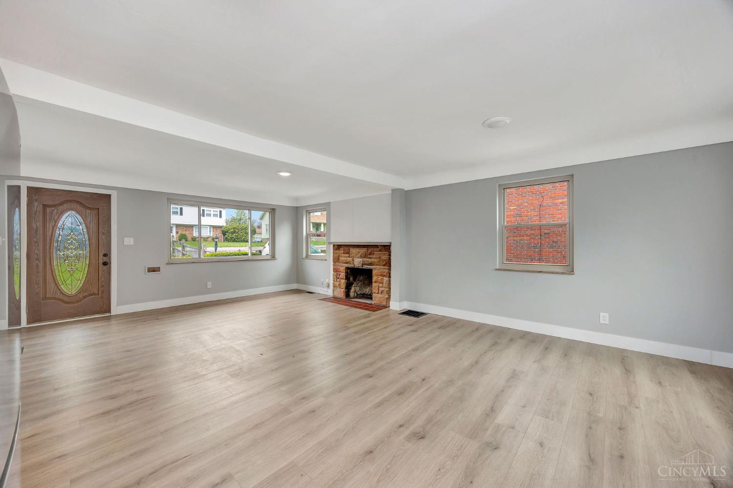 5306 Fox Road Cincinnati, OH 45239 - Photo 10 of 35